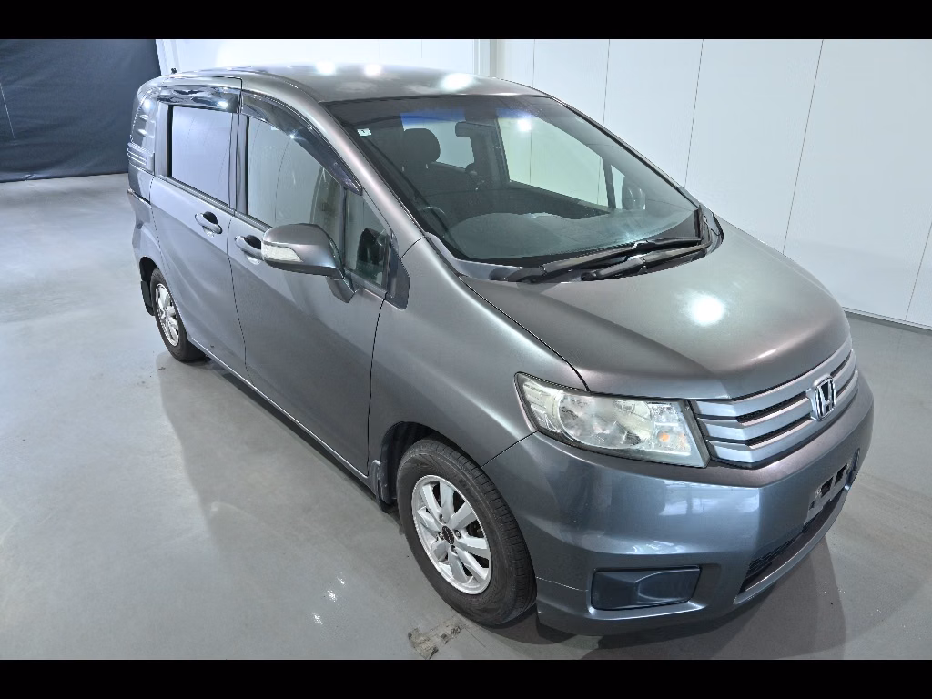 HONDA FREED SPIKE