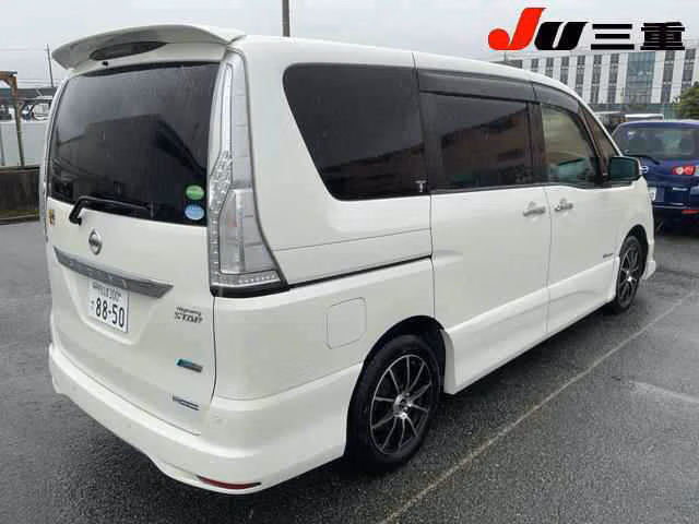 NISSAN SERENA