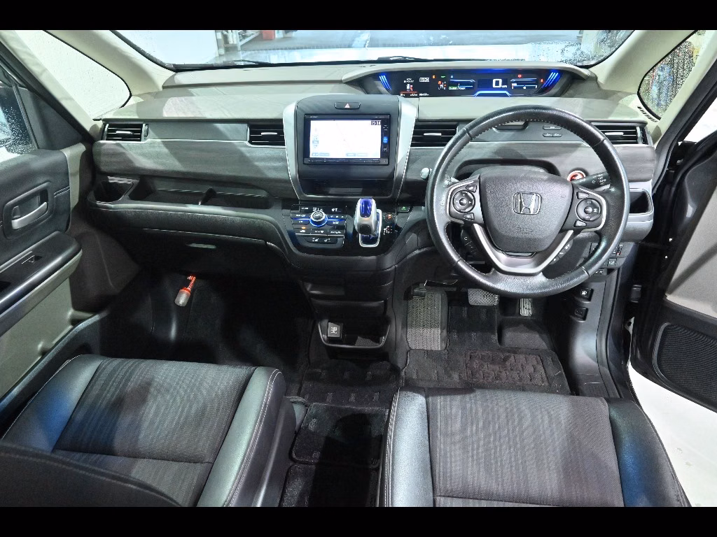 HONDA FREED+