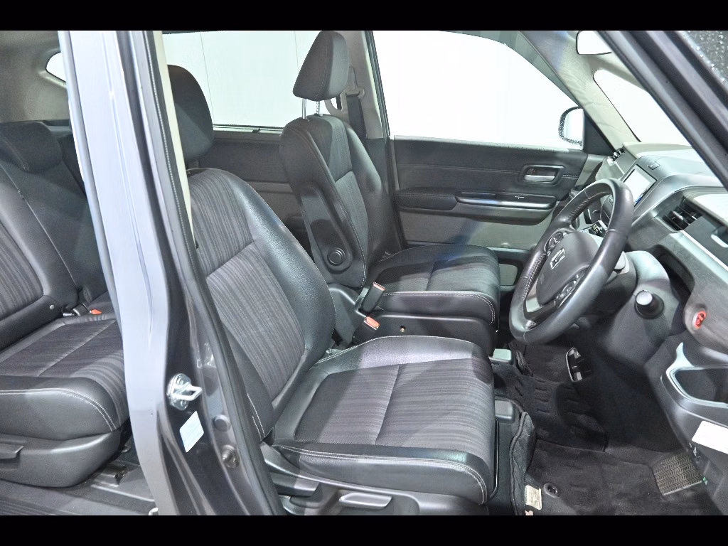 HONDA FREED+