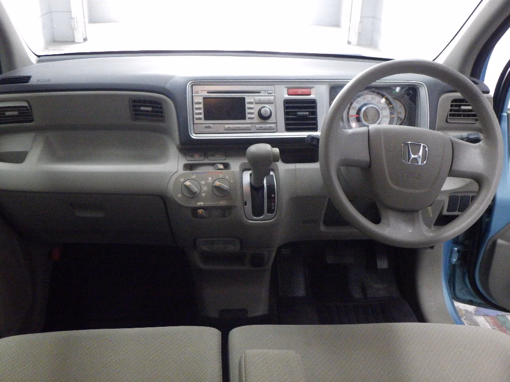 HONDA LIFE