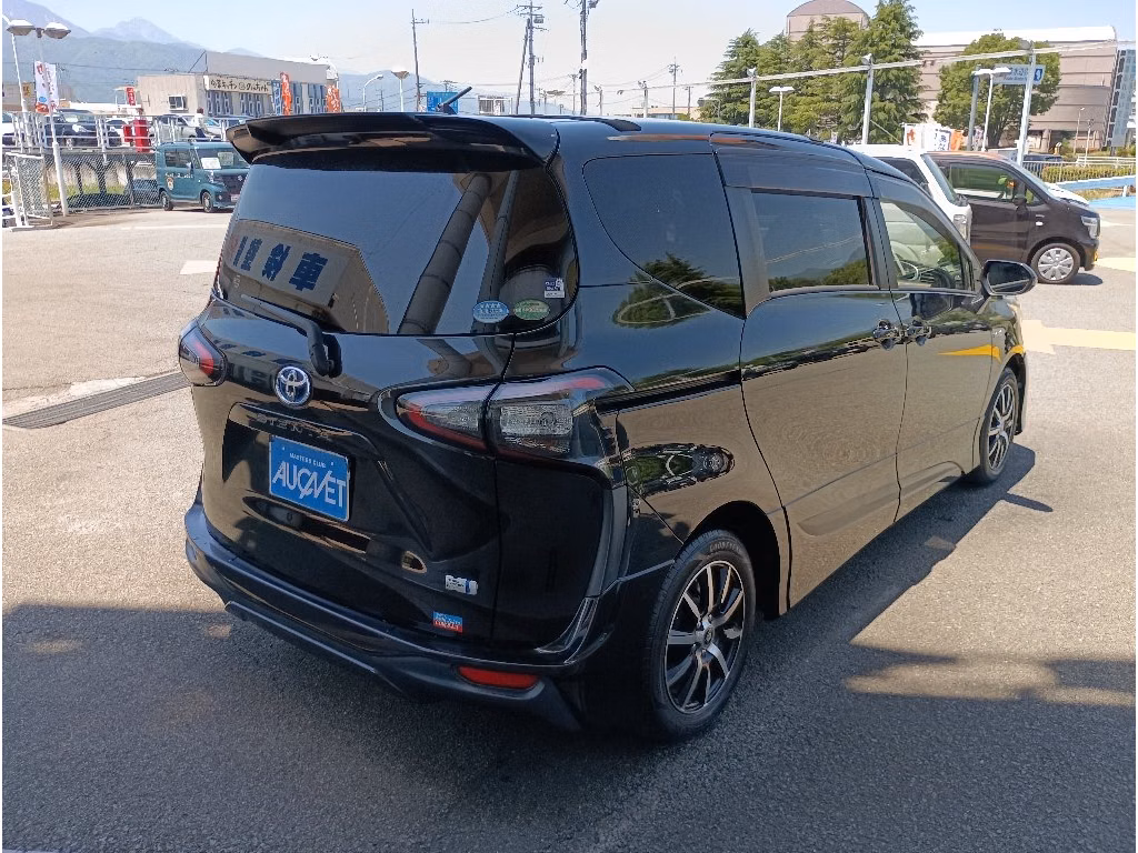 TOYOTA SIENTA
