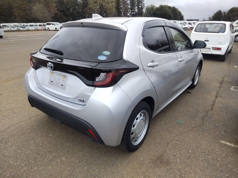 TOYOTA YARIS