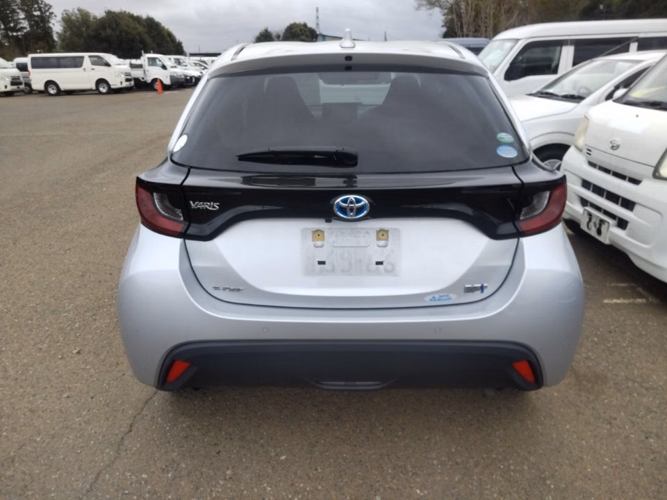 TOYOTA YARIS
