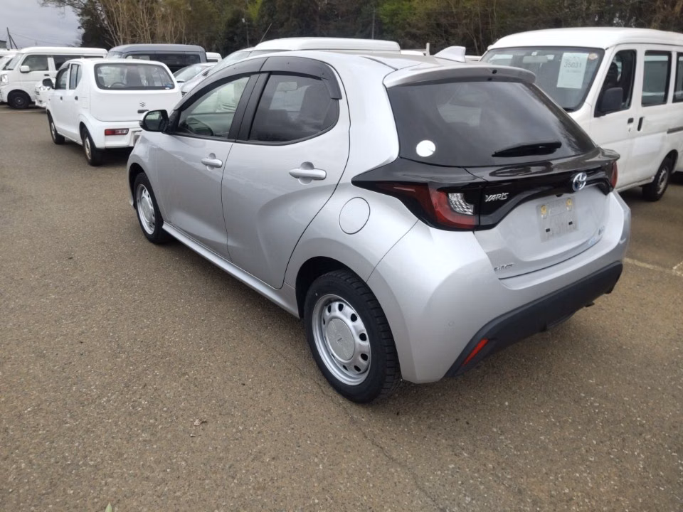TOYOTA YARIS
