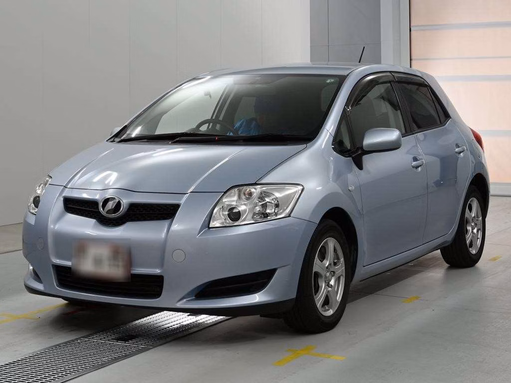 TOYOTA AURIS