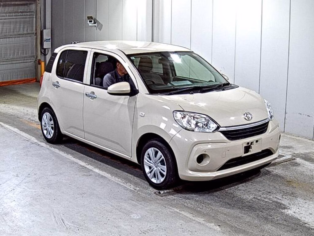 TOYOTA PASSO