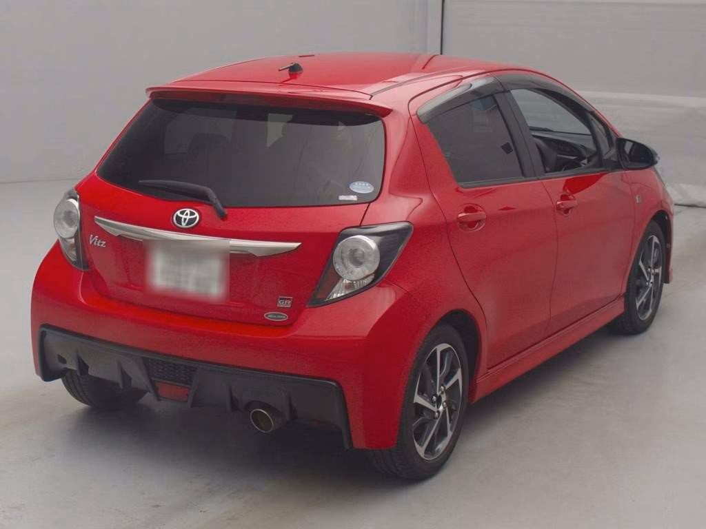 TOYOTA VITZ