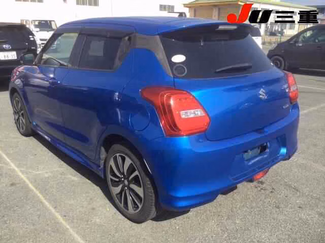 SUZUKI SWIFT