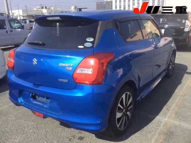SUZUKI SWIFT