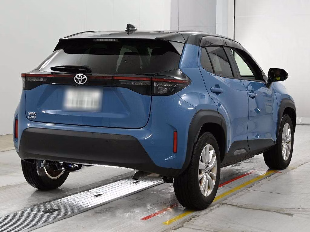 TOYOTA YARIS CROSS