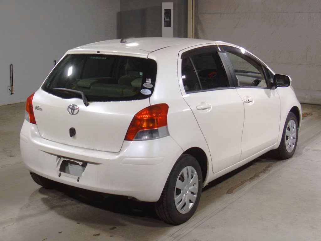 TOYOTA VITZ