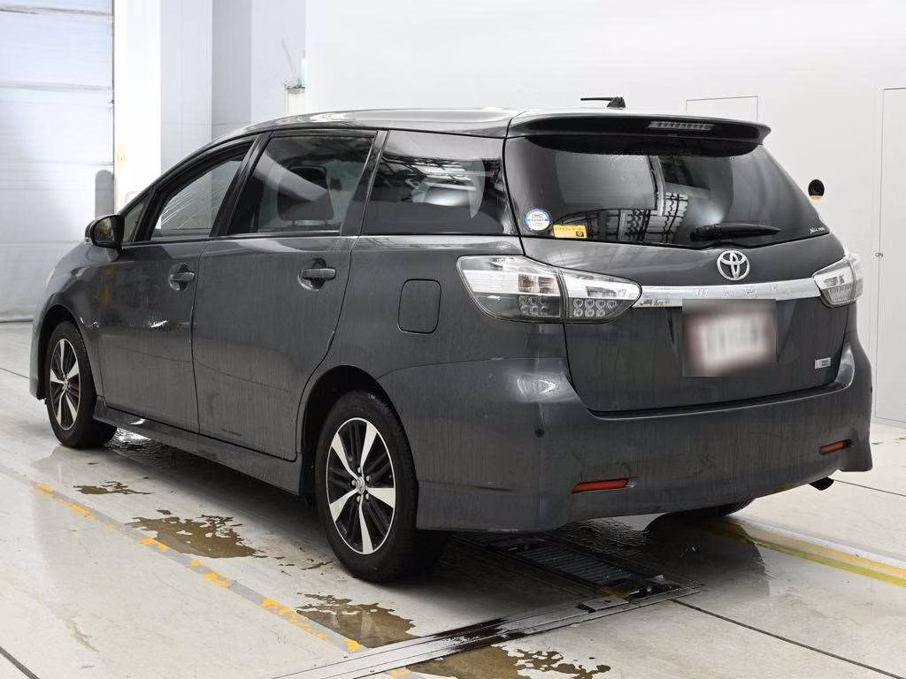 TOYOTA WISH