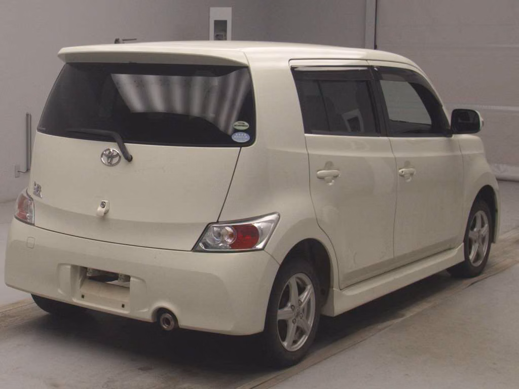 TOYOTA BB