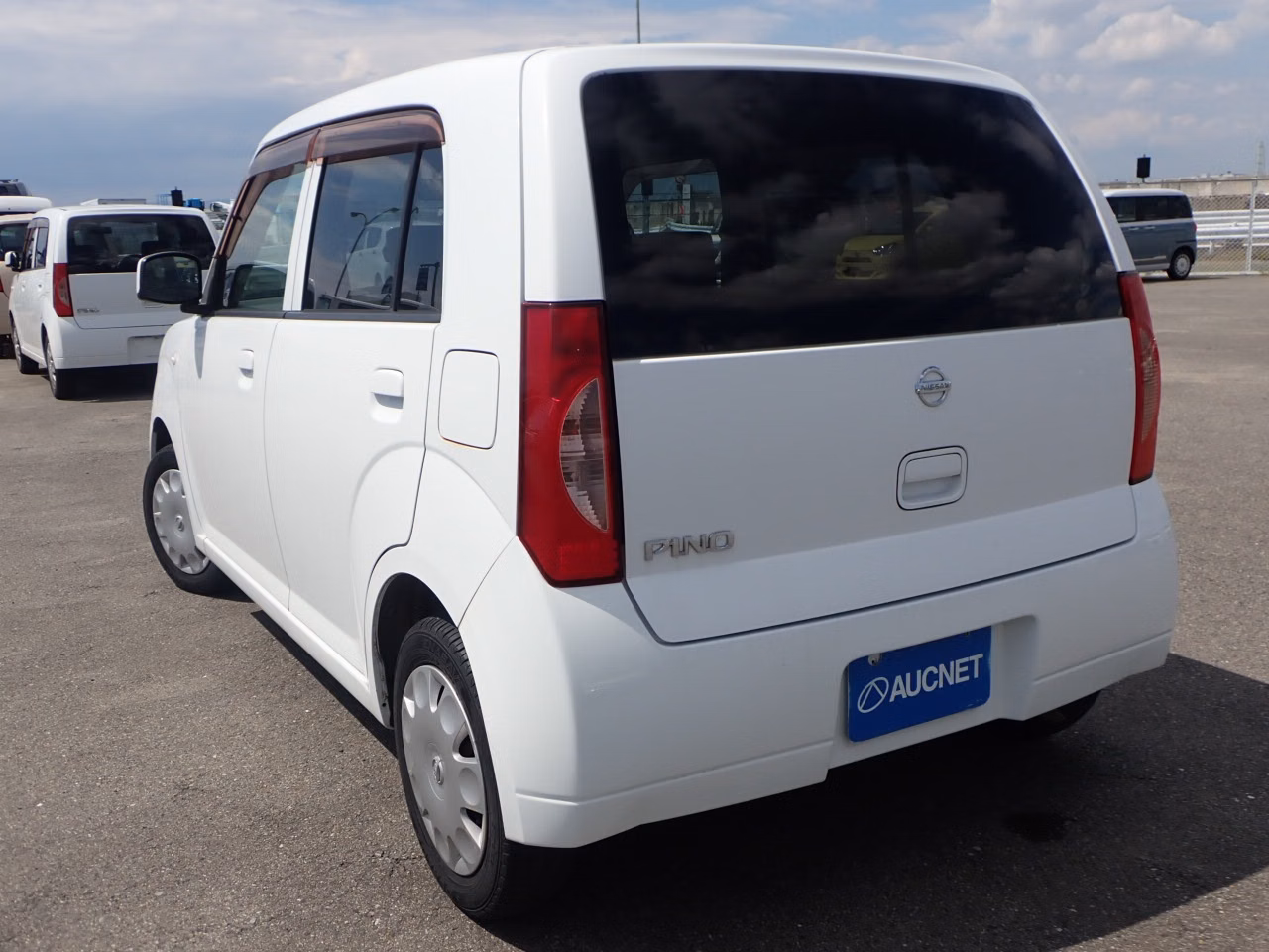 NISSAN PINO