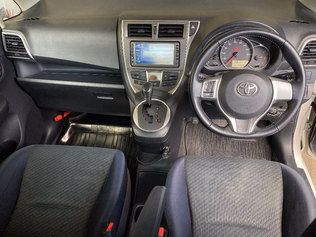 TOYOTA RACTIS