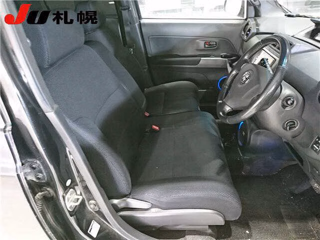 TOYOTA BB