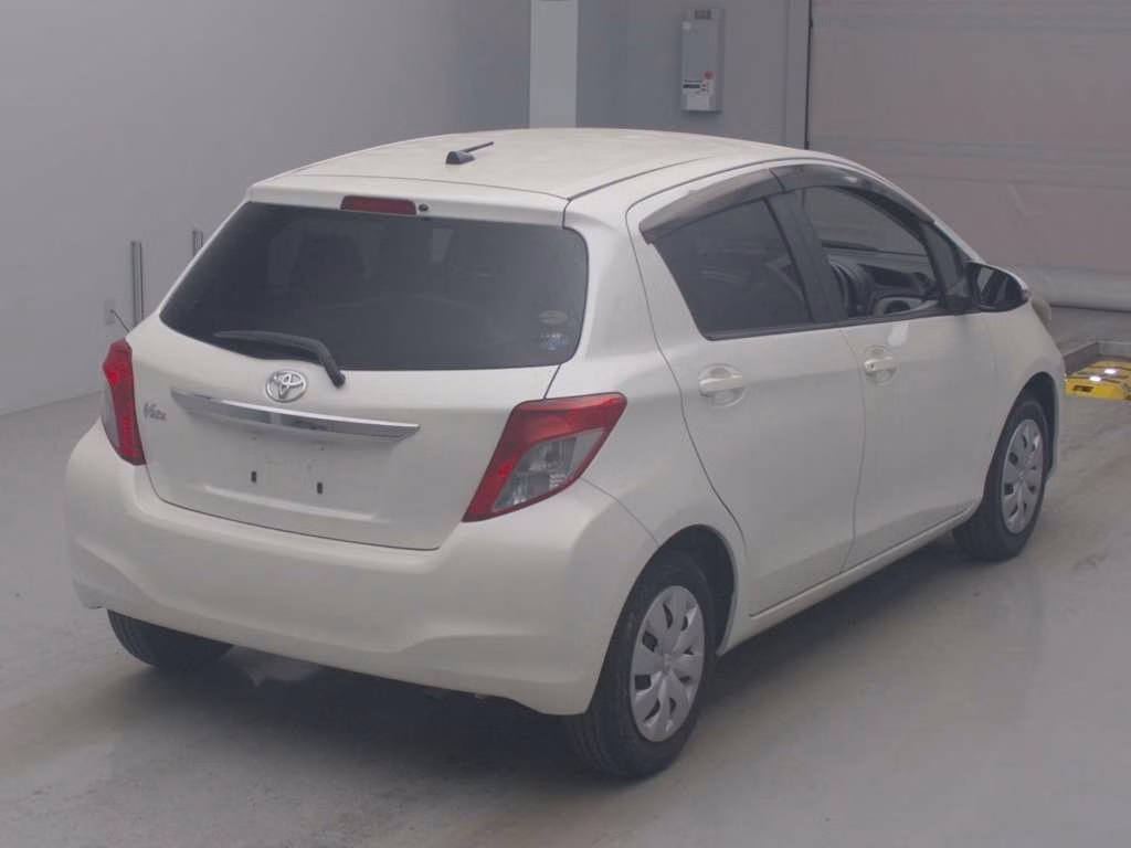 TOYOTA VITZ