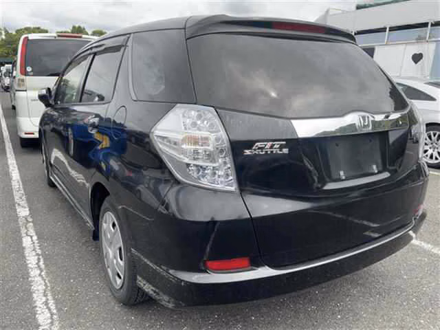 HONDA FIT SHUTTLE