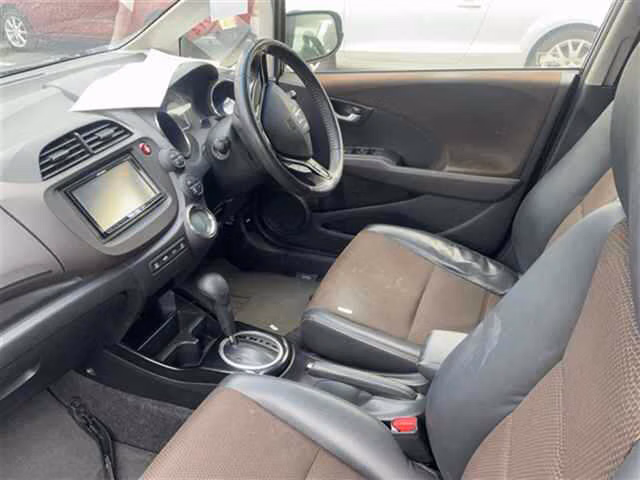 HONDA FIT SHUTTLE