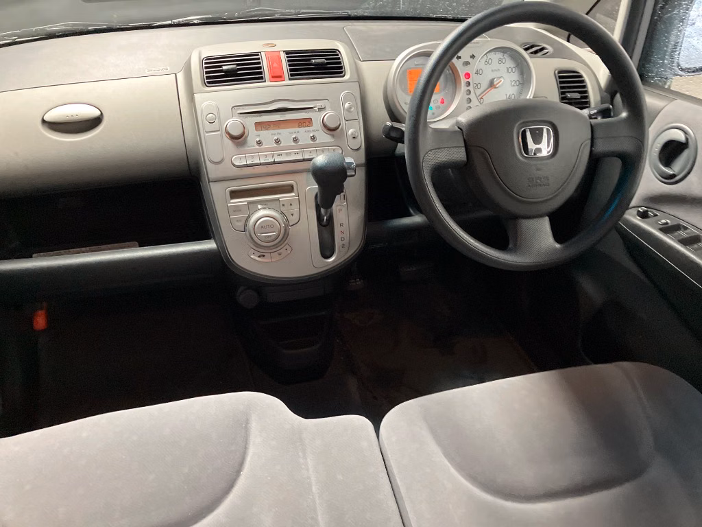 HONDA LIFE