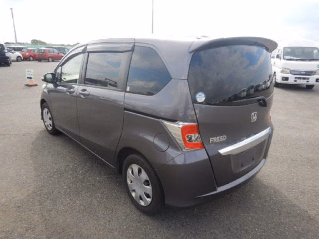 HONDA FREED