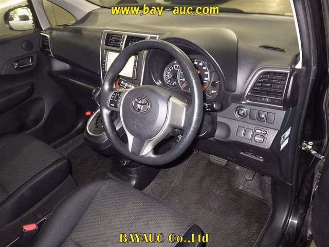 TOYOTA RACTIS