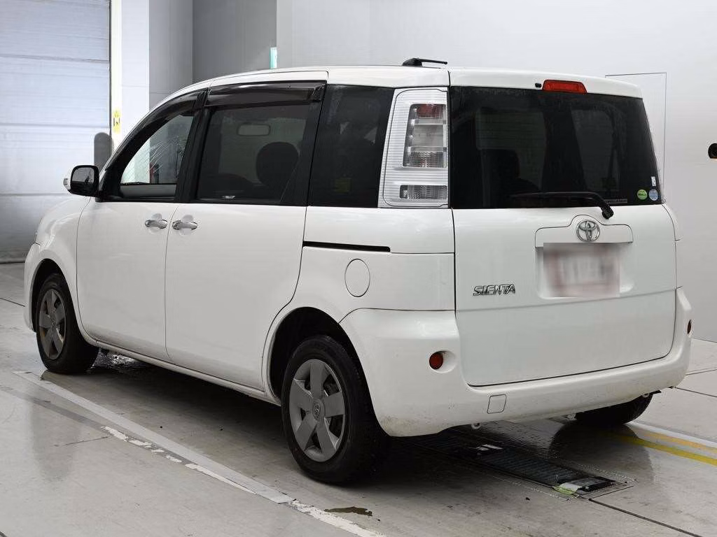 TOYOTA SIENTA
