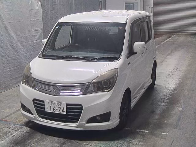 SUZUKI SOLIO