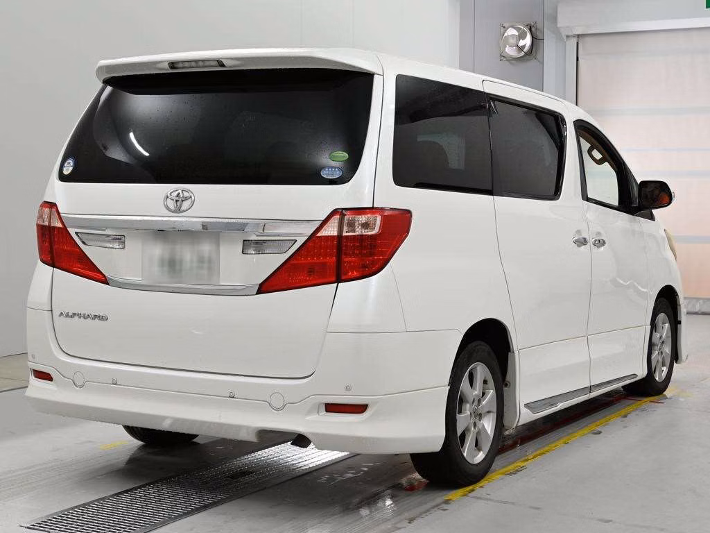 TOYOTA ALPHARD