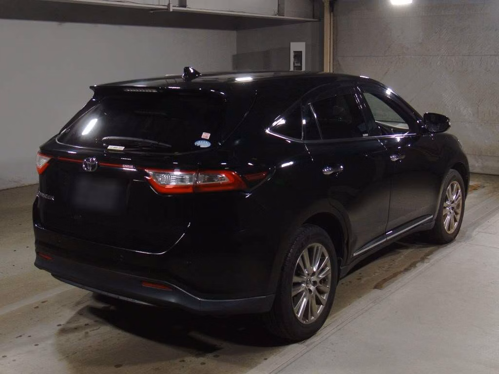 TOYOTA HARRIER