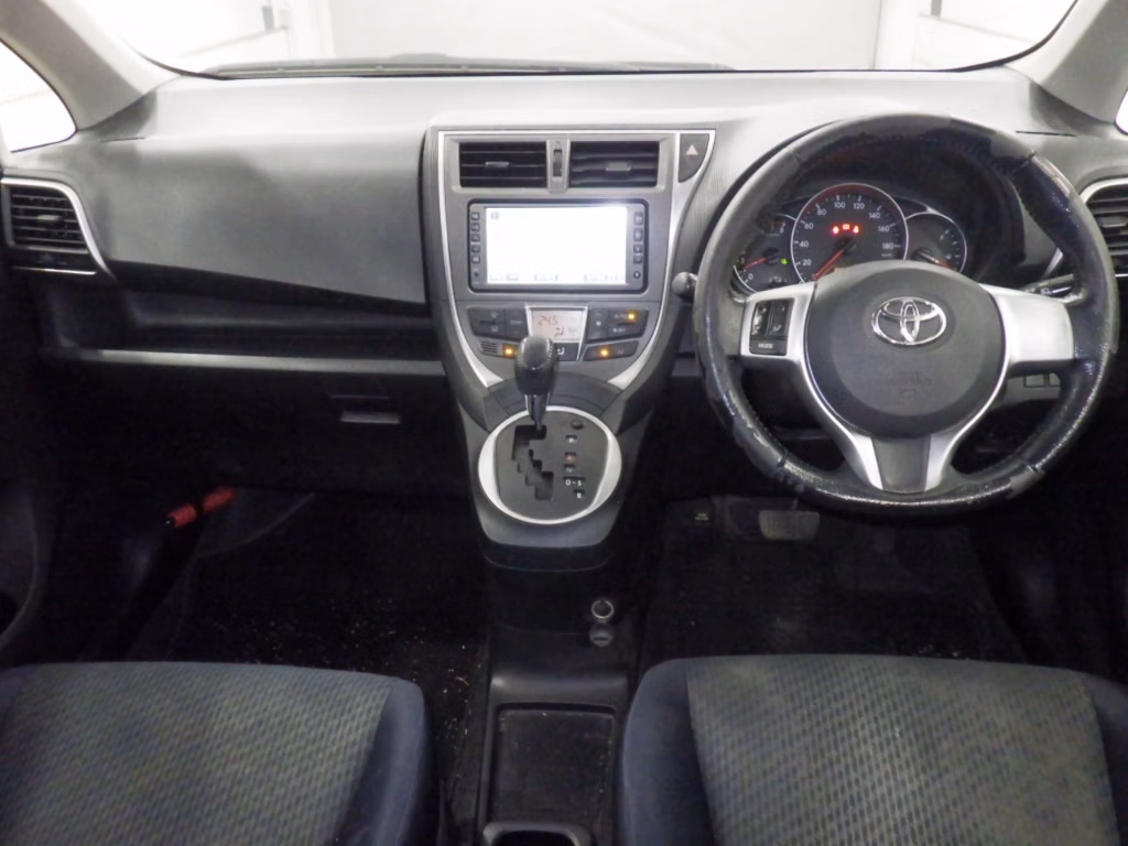 TOYOTA RACTIS