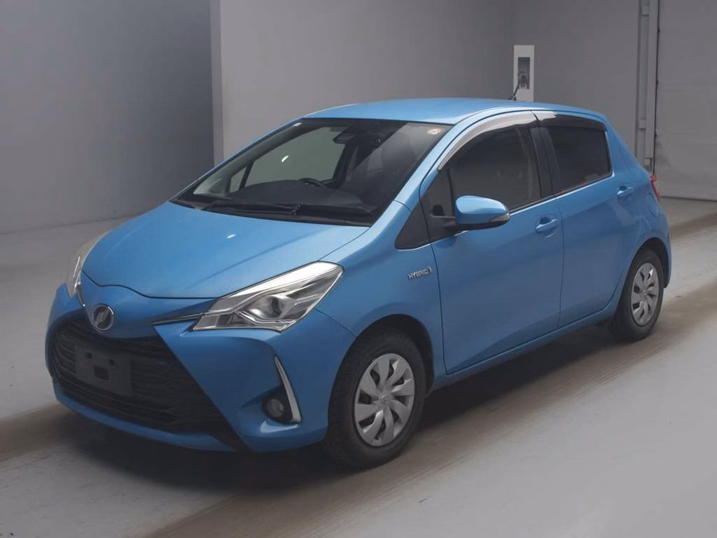 TOYOTA VITZ