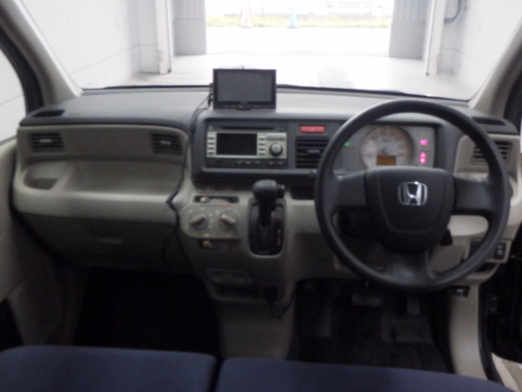 HONDA LIFE