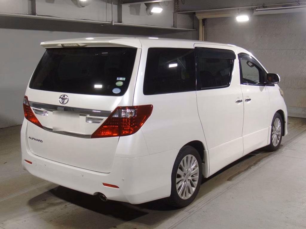 TOYOTA ALPHARD