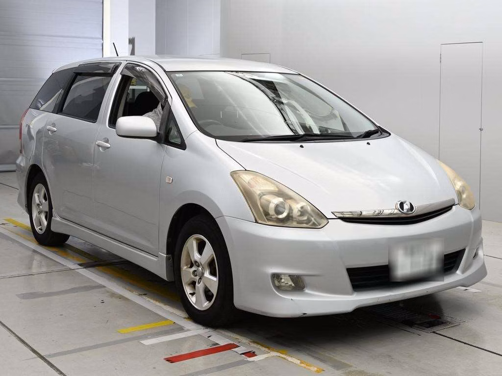 TOYOTA WISH