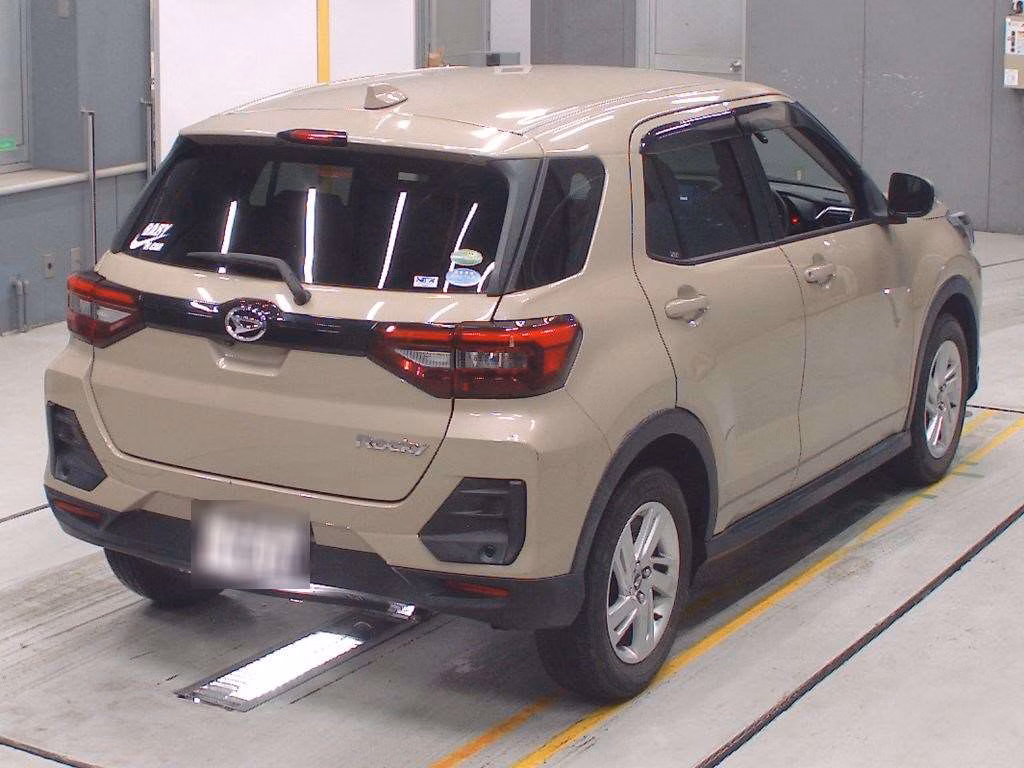 DAIHATSU ROCKY