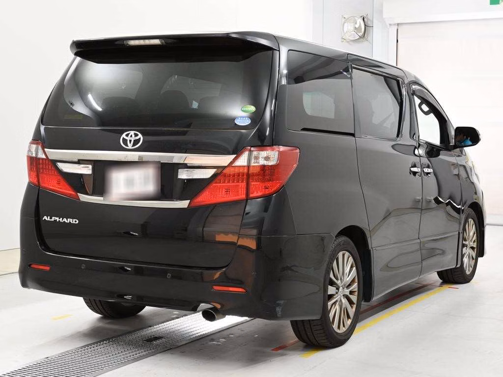 TOYOTA ALPHARD