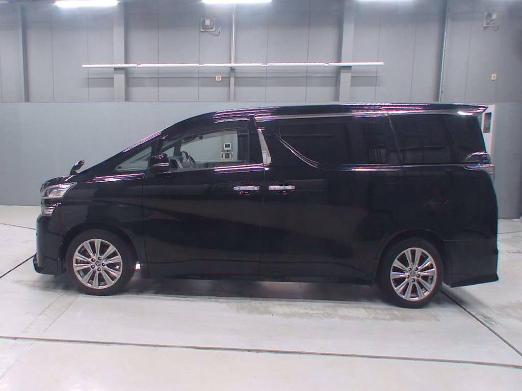 TOYOTA VELLFIRE