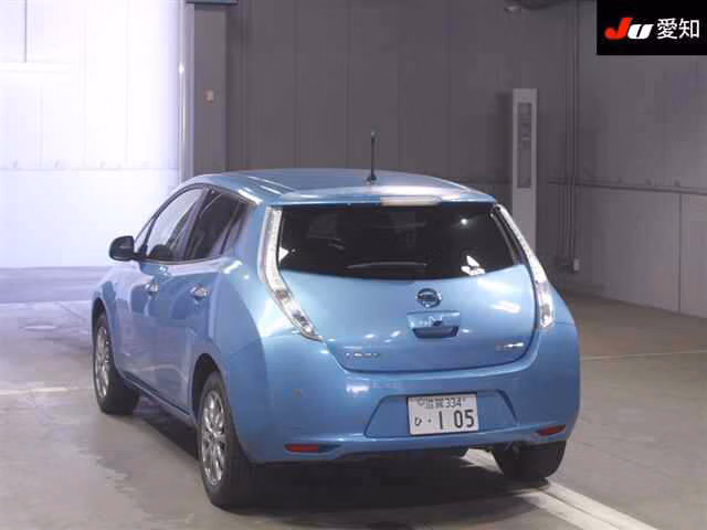 NISSAN LEAF