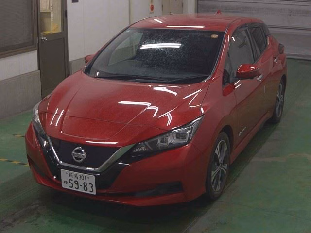 NISSAN LEAF