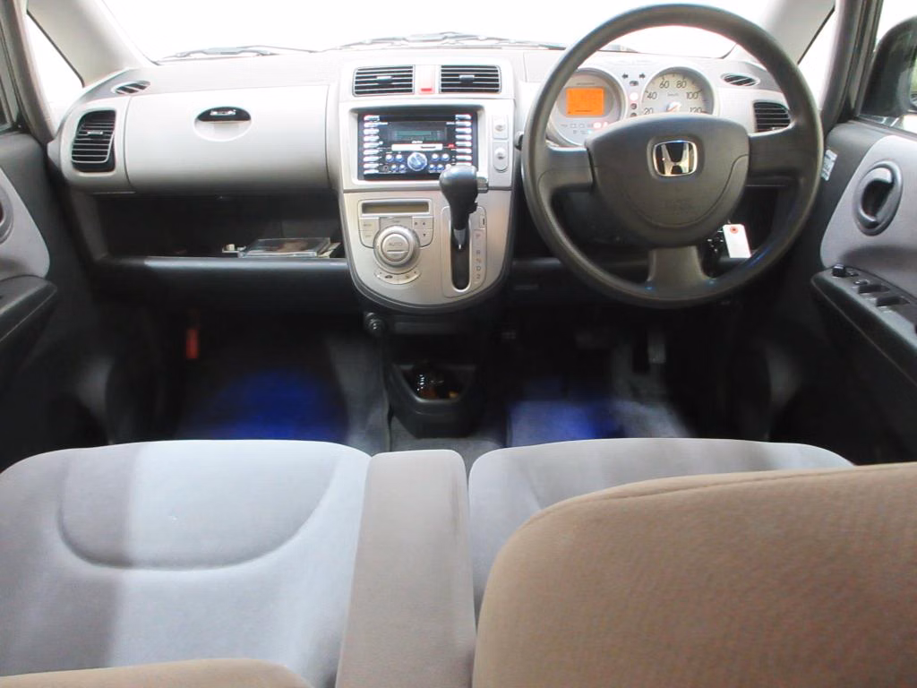 HONDA LIFE