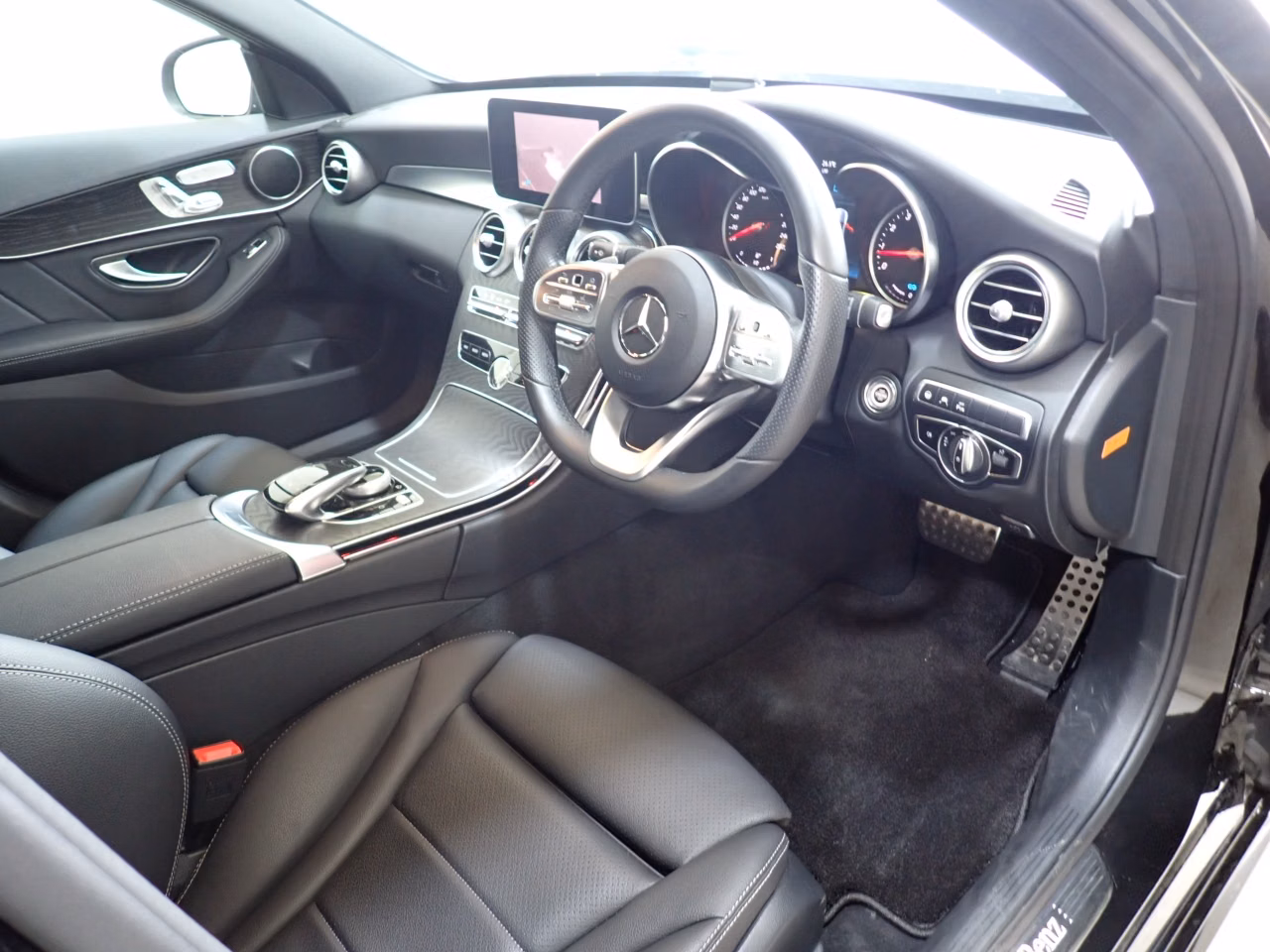 MERCEDES-BENZ C-CLASS