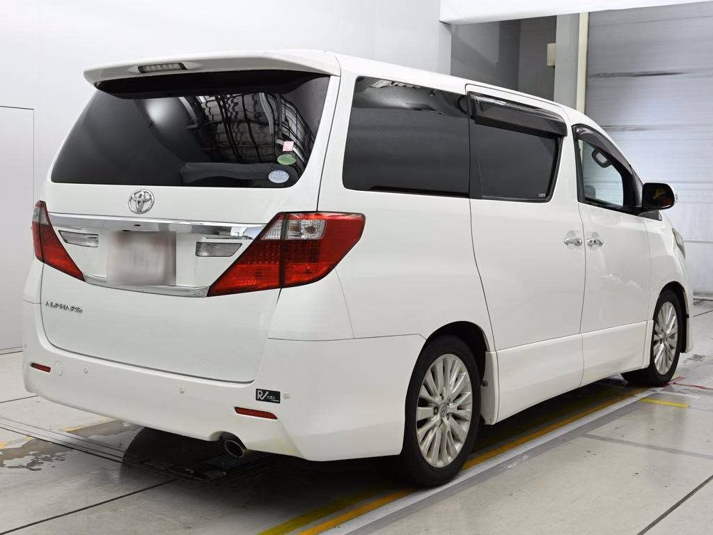 TOYOTA ALPHARD