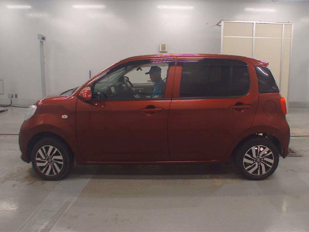 TOYOTA PASSO