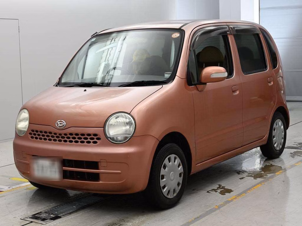 DAIHATSU MOVE LATTE