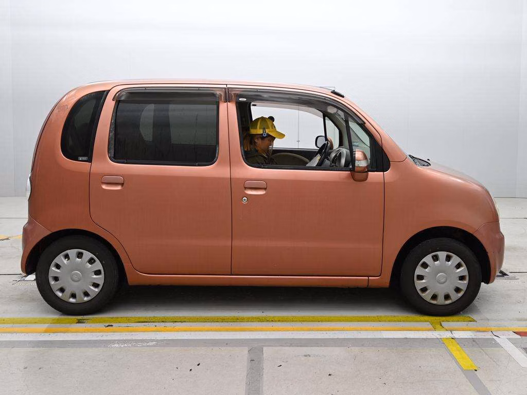 DAIHATSU MOVE LATTE