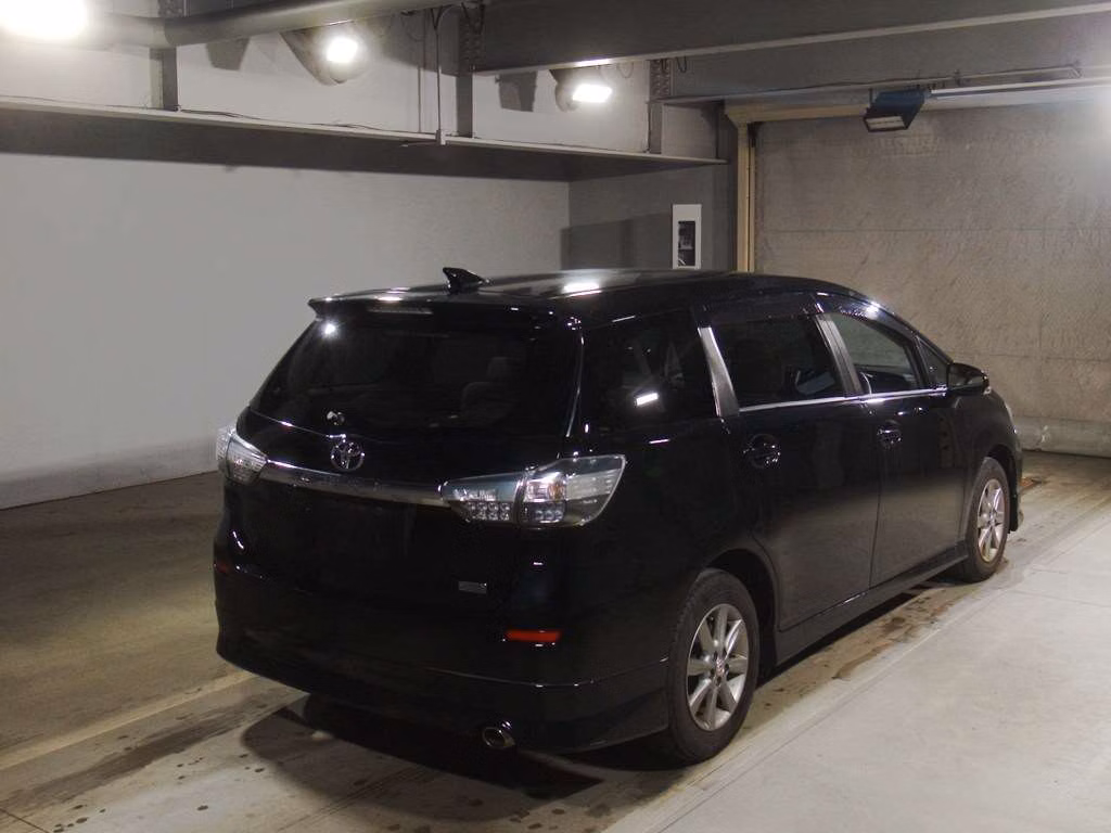 TOYOTA WISH