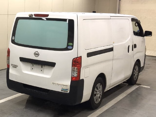 NISSAN NV350 CARAVAN