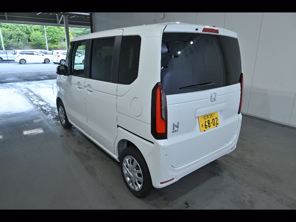 HONDA N-BOX